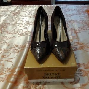 Women's Bruno Valenti Shoes